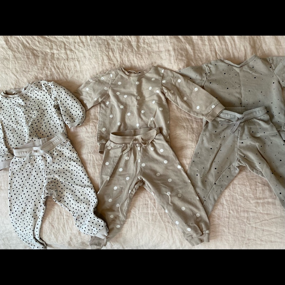 Lot of 3T H&M organic cotton sets (better for 2T)